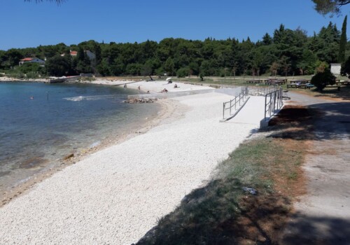 BOLNICA ROVINJ - Terapeutska plaža Bolnice dr. M. Horvat Rovinj 2018 BOLNICA ROVINJ - Terapeutska plaža Bolnice dr. M. Horvat Rovinj 2018